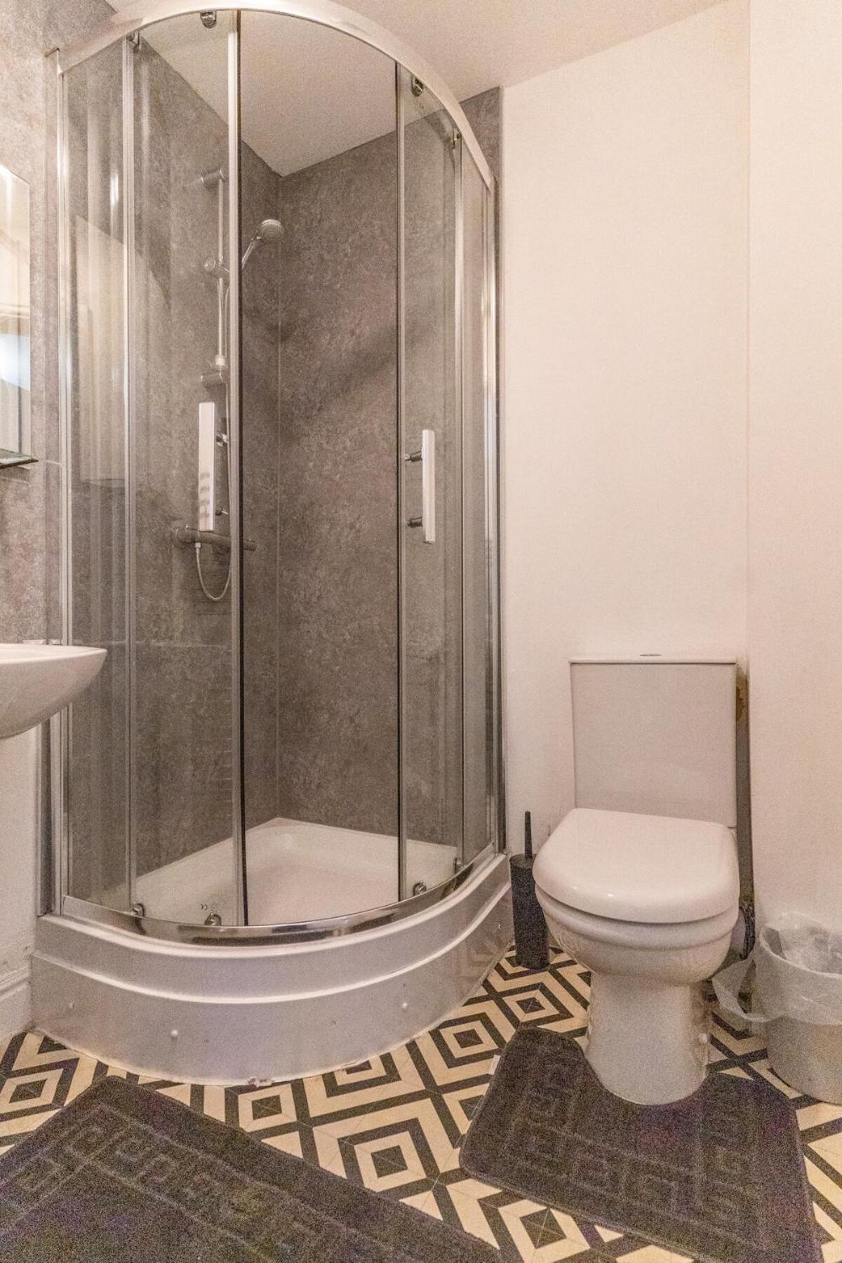 The Elegant Edgbaston Loft